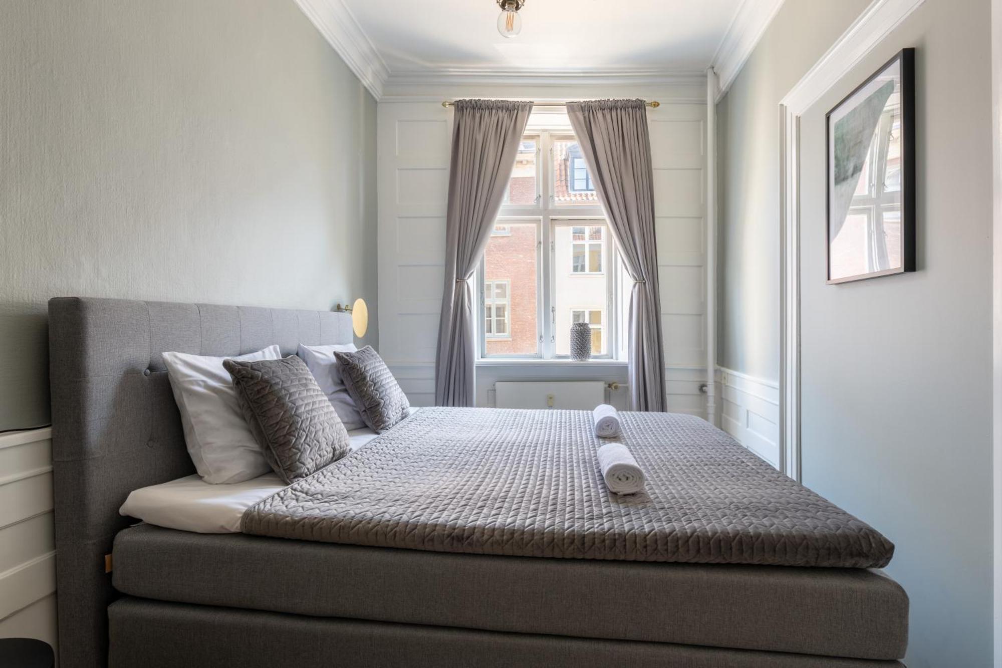 Large With Canal View In Cph Apartment Copenhagen
