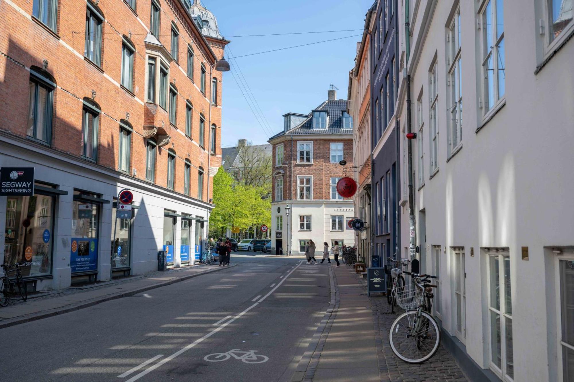 Large With Canal View In Cph Copenhagen